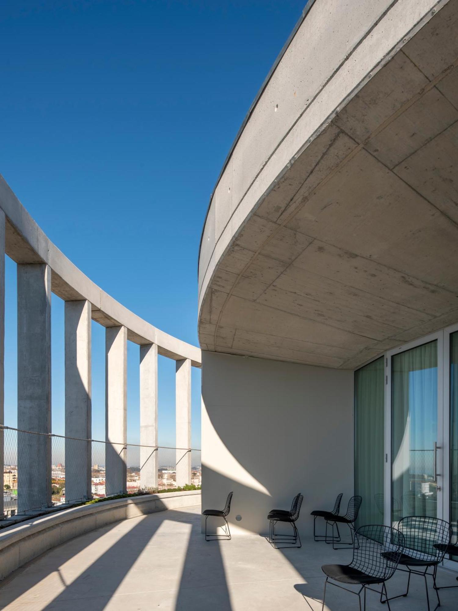 Micampus Porto Tower Student Residence Экстерьер фото